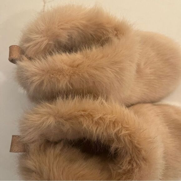 UGG Women's Fluffy Slippers - Light Pink - Picture 4 of 7